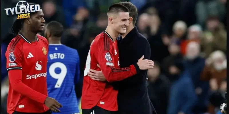 Benjamin Sesko được Carrick cho đá