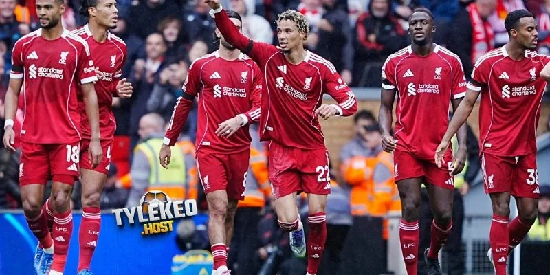 Hàng công thiếu vắng Salah